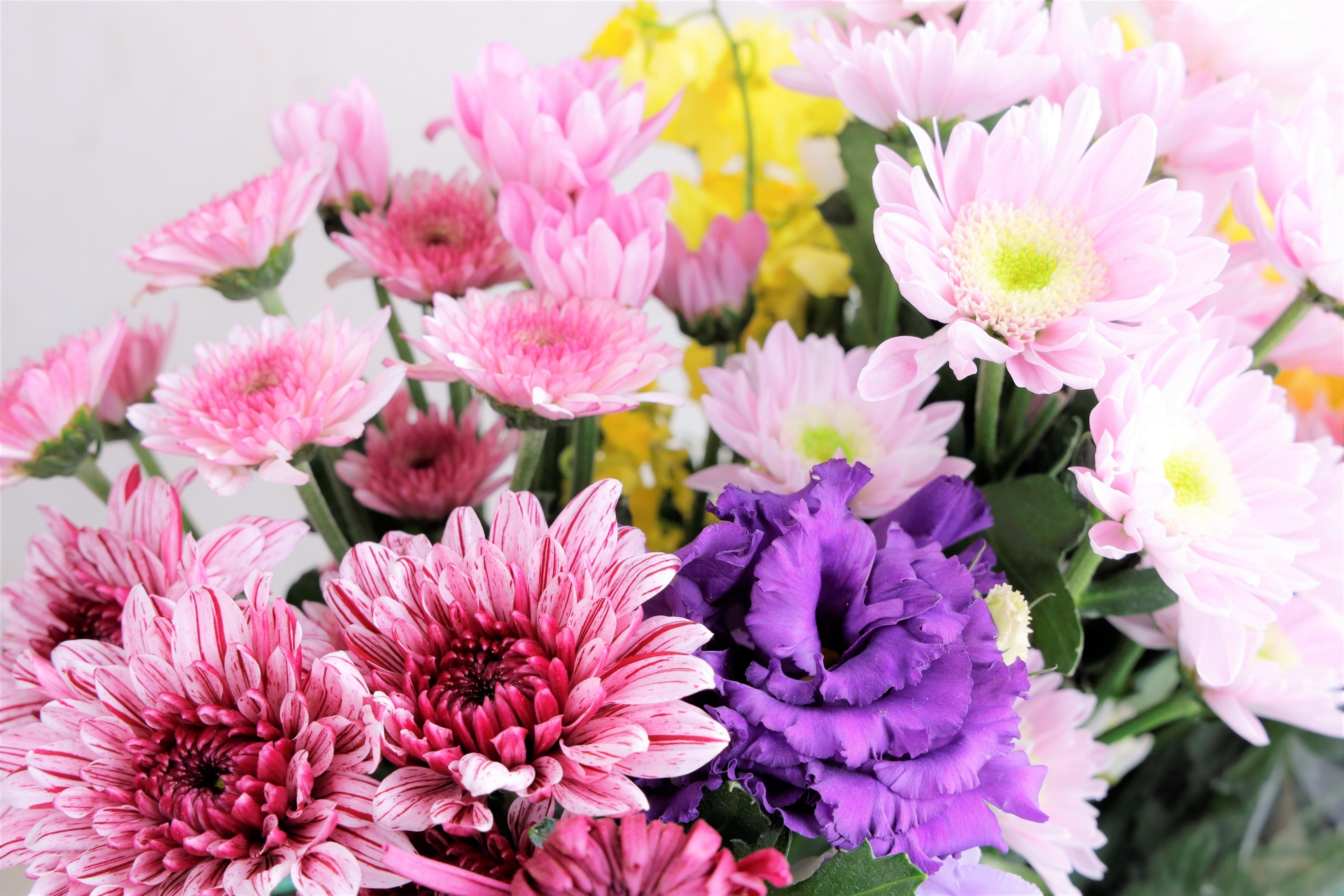 お供え物の意味と目的