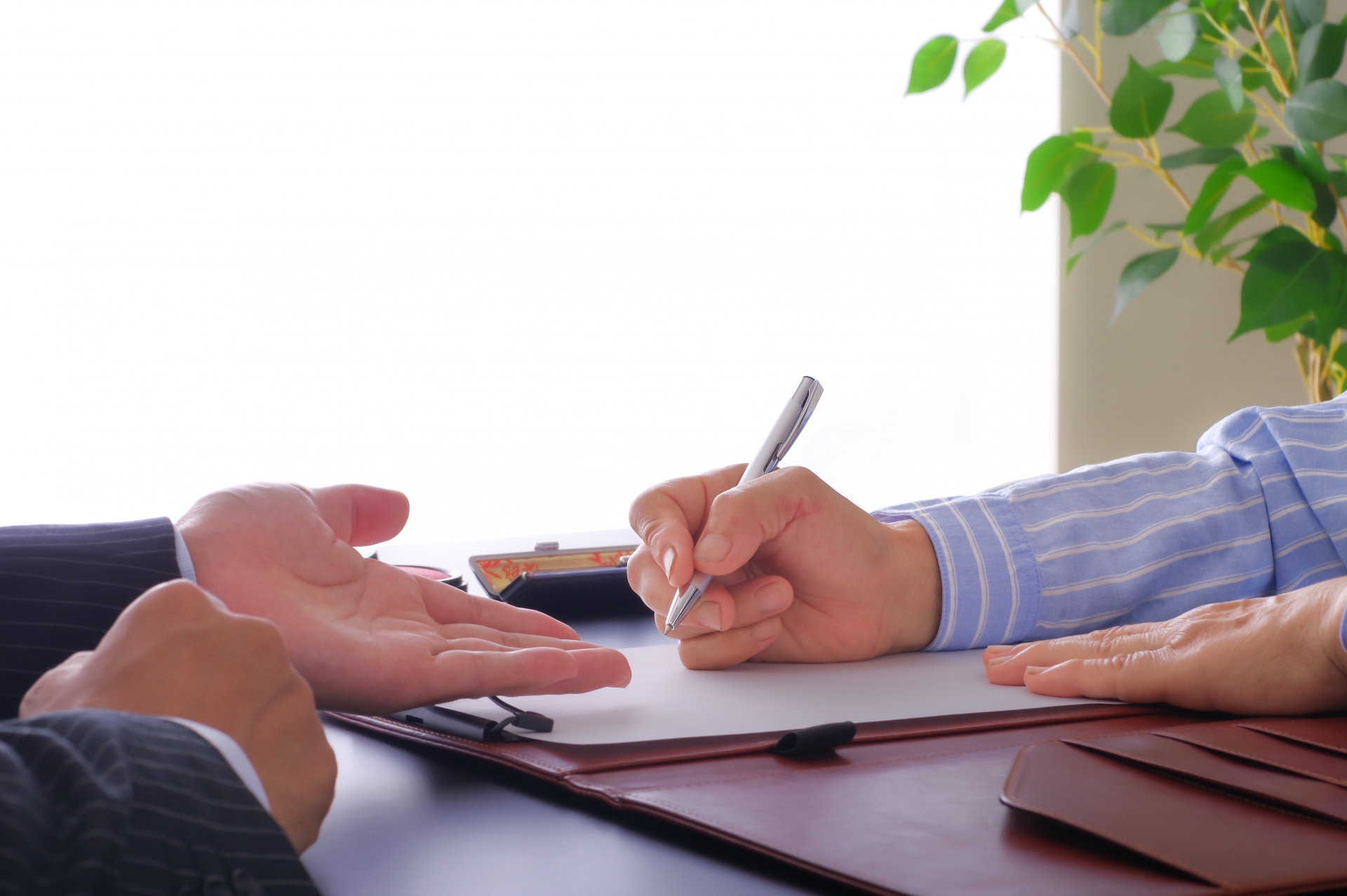 墓じまい手続きの流れとは？