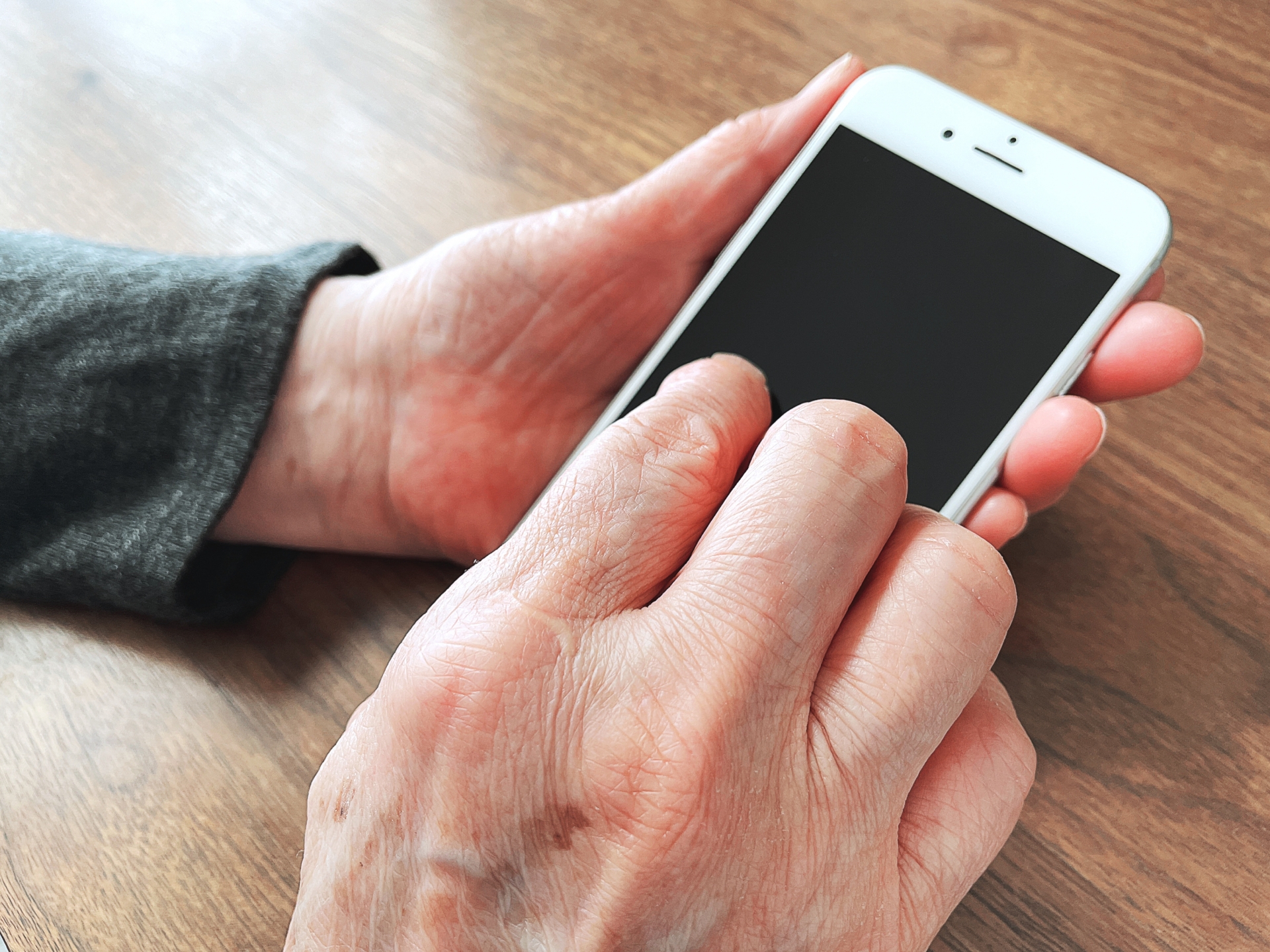 位牌処分の手続きと流れ:何をする?どのようにする?